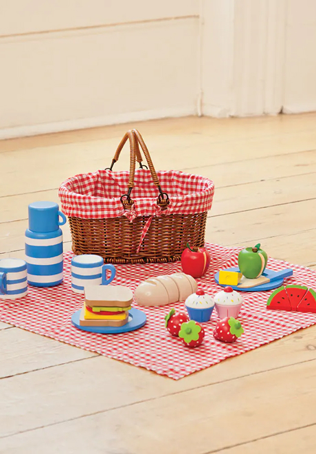 JoJo Maman Bebe picnic basket with wooden food