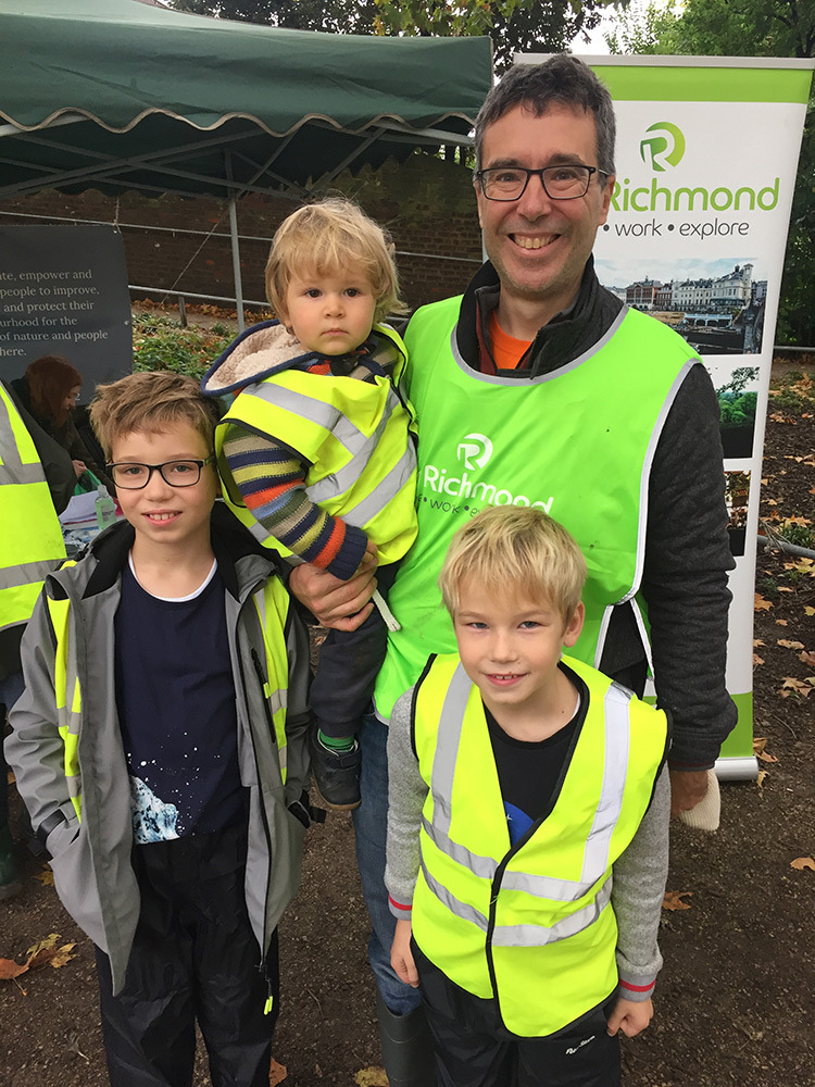 Annual Thames Draw Off Be Richmond
