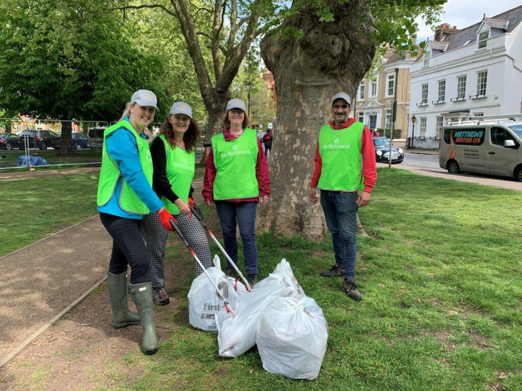 Richmond Hill Staff Cleaning Richmond